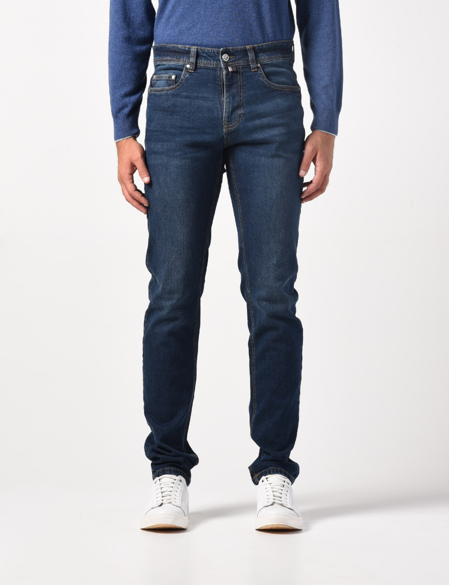 Picture of 5-pocket jeans in washed denim