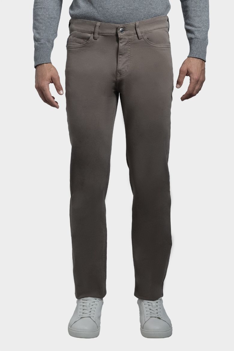 Imagen de Pantalone 5 Tasche in cotone twill tinta unita dal taglio denim, per vestire il tempo libero abbinabile ad una camicia e una maglia.